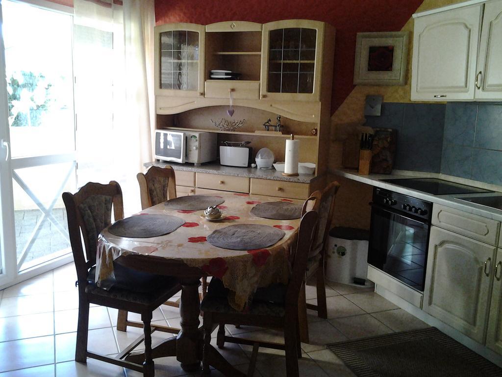 Ferienwohnung Zinn Rockeskyll Экстерьер фото